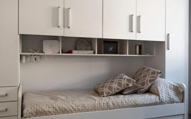Zezio 44 in Como With 2 Bedrooms and 1 Bathrooms
