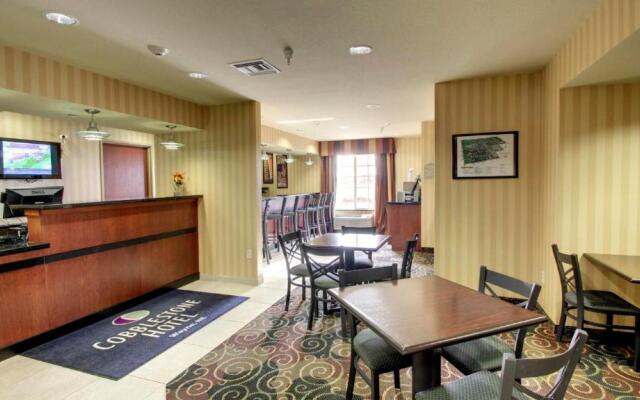Cobblestone Hotel & Suites - Wayne