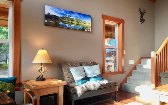 River Rock Mountain Cabin