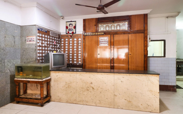 SPOT ON 46343 Jayanthi Mansion