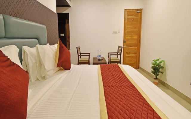 A K G Hotel