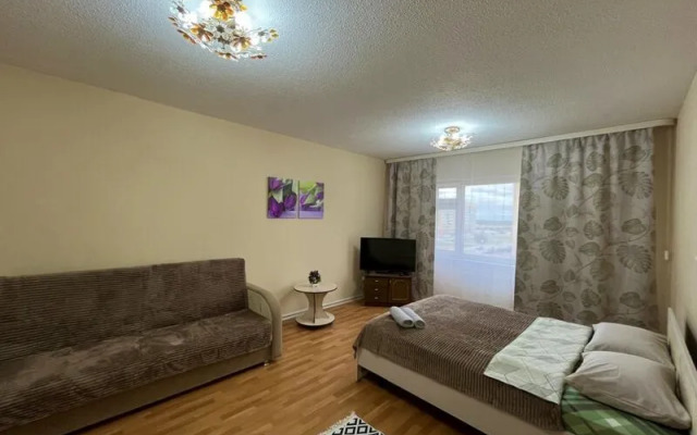 Apartments Live Here, district. Optimistov, 4/2