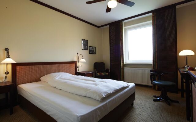 Trans World Hotel Donauwelle