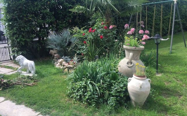 Au Jardin Fleuri