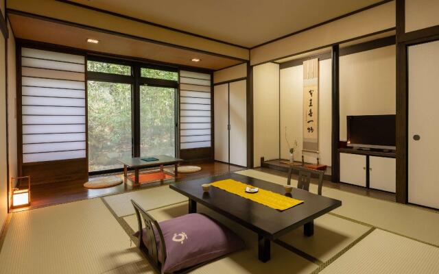 Yamamura Annex