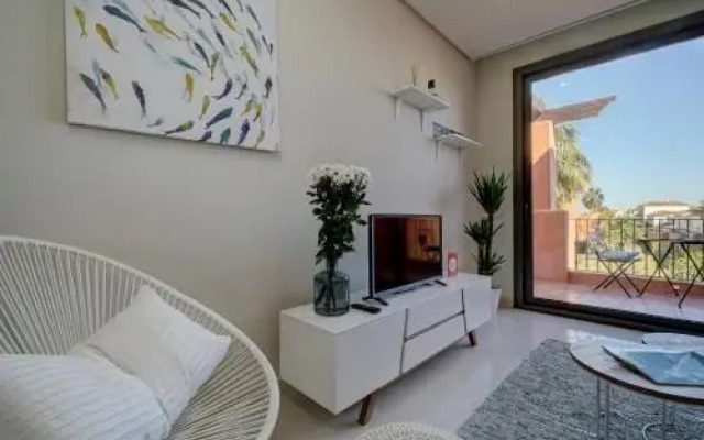 Sotoserena Tropical Flat- sleeps4
