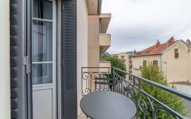 Private Apartment Delavigne - Villa Rops