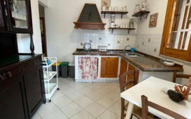 Trilocale In Villa Con Piscina - Clima E Wi-fi