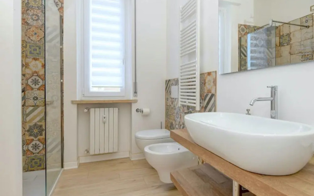 Immaculate 2-bed Apartment in Desenzano del Garda