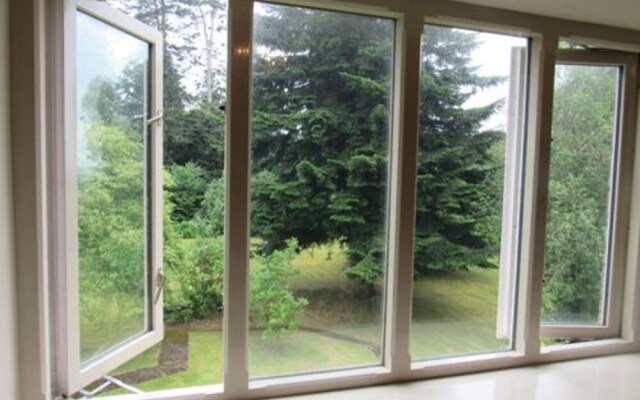 Ffrwdfal Country House