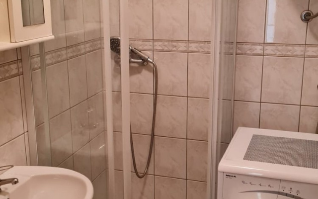 Apartment Lado