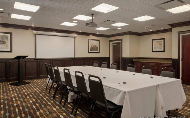 Hampton Inn Detroit/Roseville
