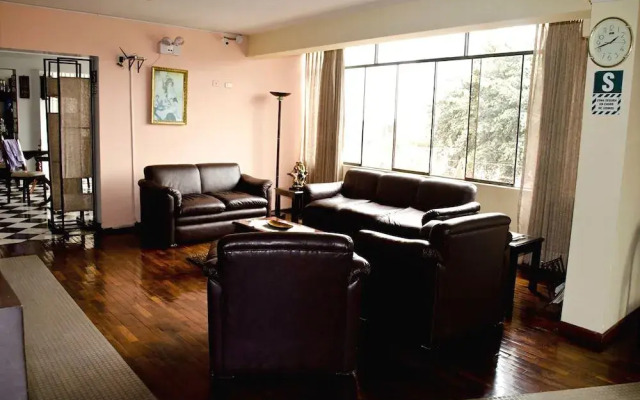 Hostal La Villa Inn
