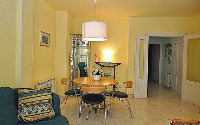 Apartment Llaverias-Calafats 171