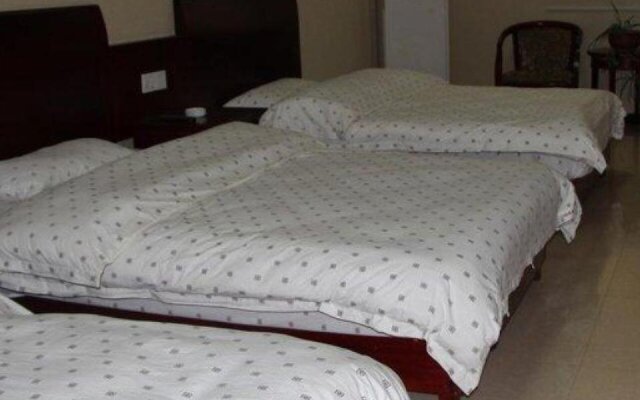 Jiuhua Mountain 7766 Business Hotel