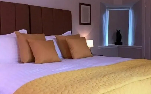 The Kirkstyle Inn & Rooms
