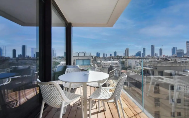 Incredible 2BR in Geula by HolyGuest