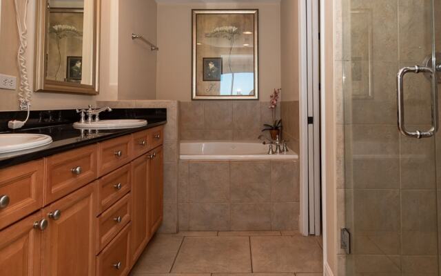 Spacious Condo at 3 Portofino