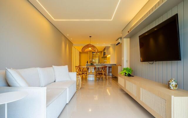 Apto Luxuoso c/churraq e vista lateral mar ABC0401