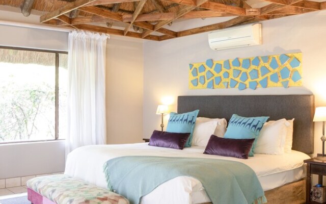 Royal Tree Lodge