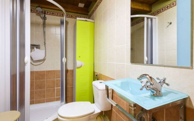 House Angelita Olocau del Rey 15068