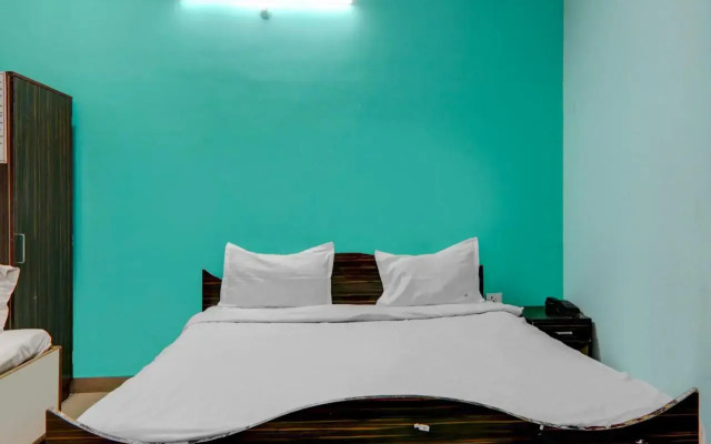 Oyo Flagship 805541 Maruti Inn