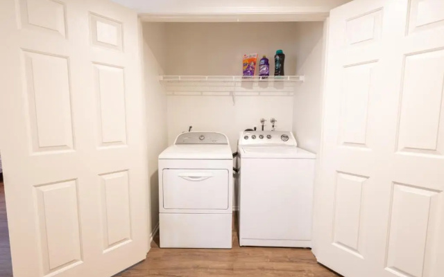 Elite 2BR Apartment at Venice Marina Del Rey