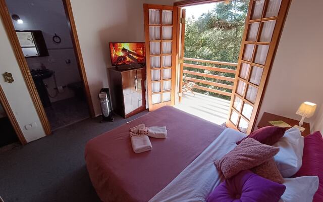 Chalé Belga - 1,2 km do Centro Turístico Capivari