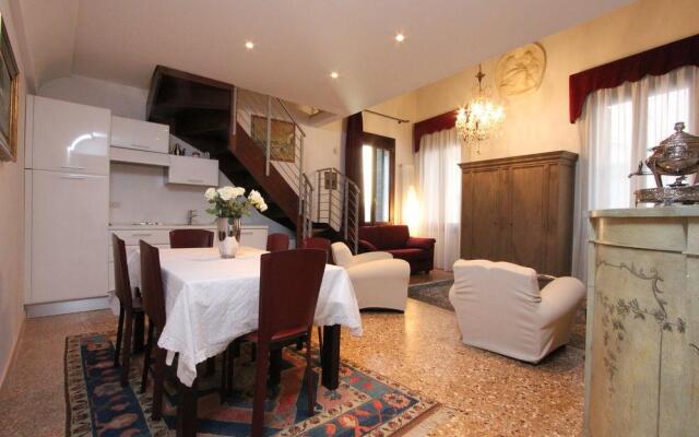 Faville - Castello Apartments