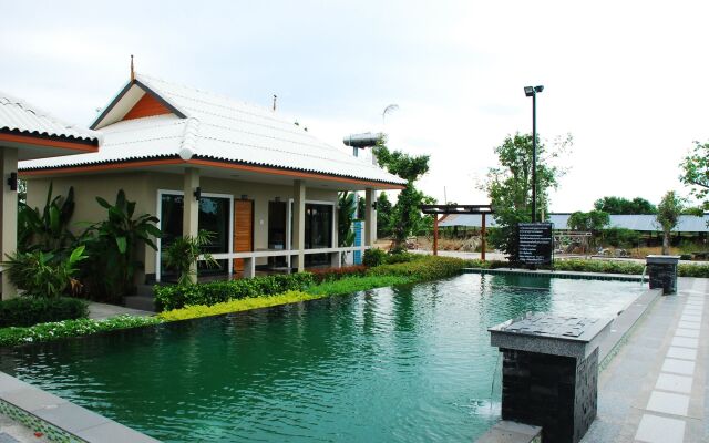 Tontan Resort Cha-Am