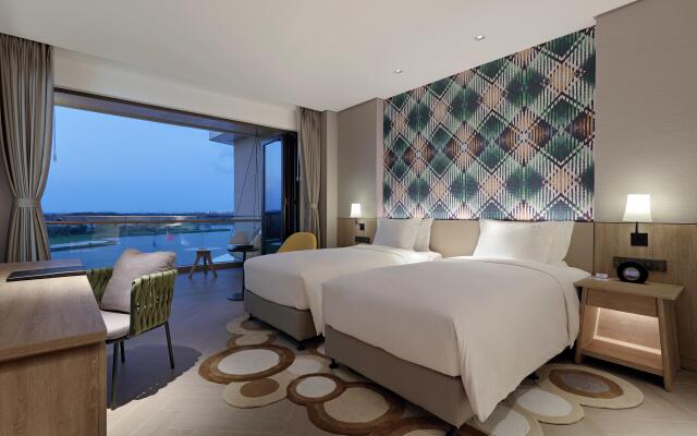 Holiday Inn Resort Qionghai Guantang by IHG
