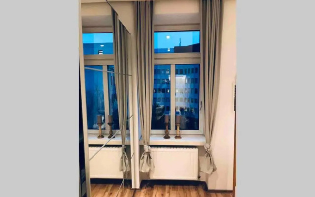 ZEUS Design Apartments Modern&Warm City