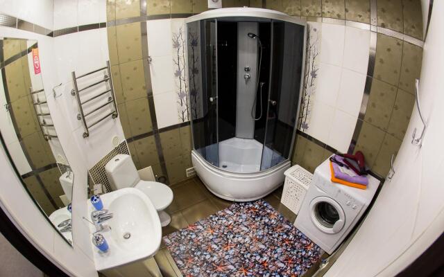 9 nights on Shaposhnikov Street 2