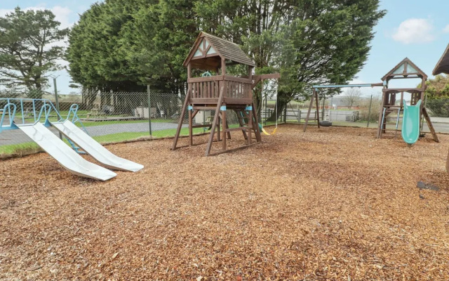 48 Gower Holiday Village