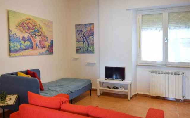 Nice Apartment in Vecchiano With Wifi and 1 Bedrooms