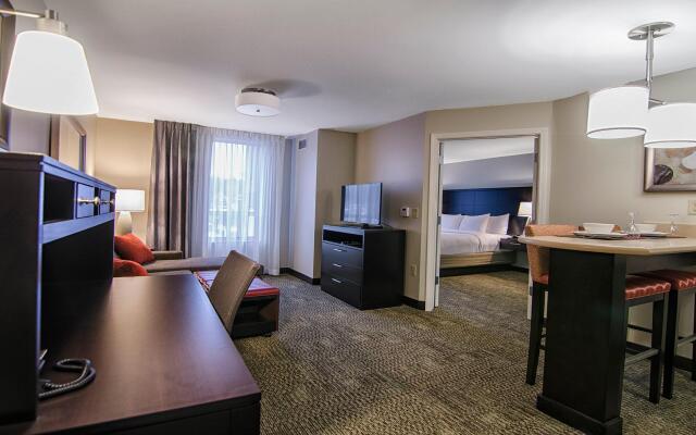Staybridge Suites Marquette by IHG