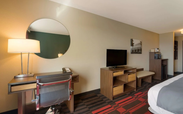 Super 8 Bismarck North