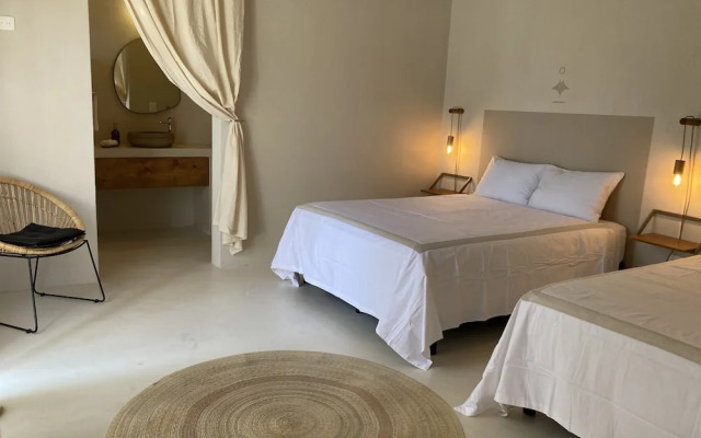 The Mantarraya Outpost Bed & Breakfast