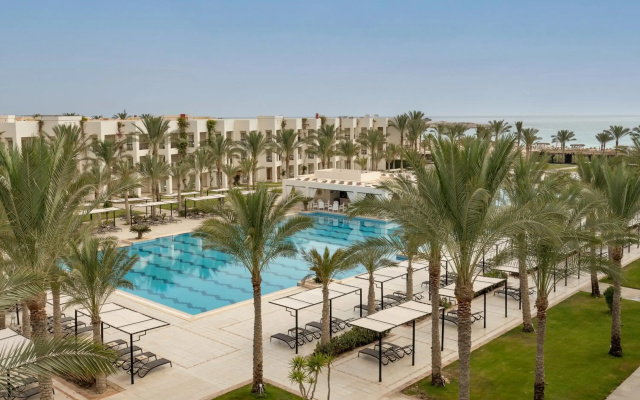 JAZ Elite Crystal, Almaza Bay