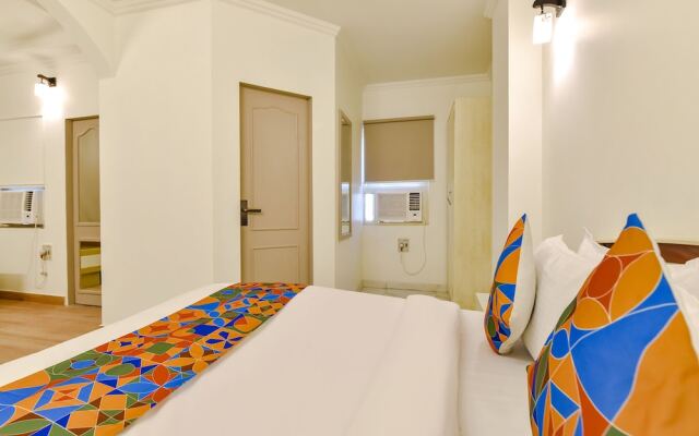 Fabhotel The Tulip Regency