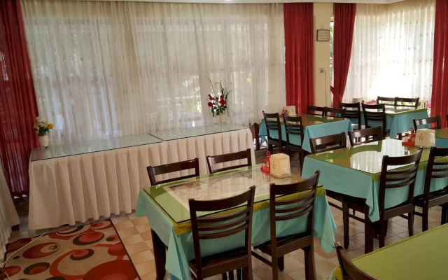 Kartal Hotel
