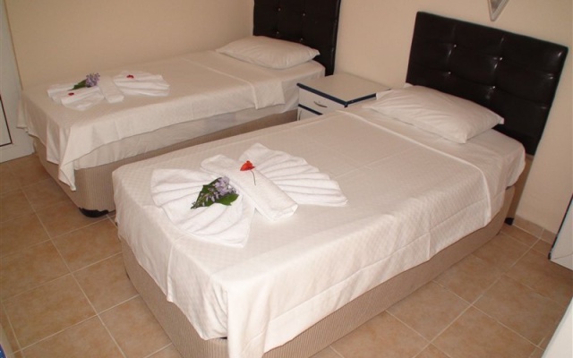 Nergos Side Hotel