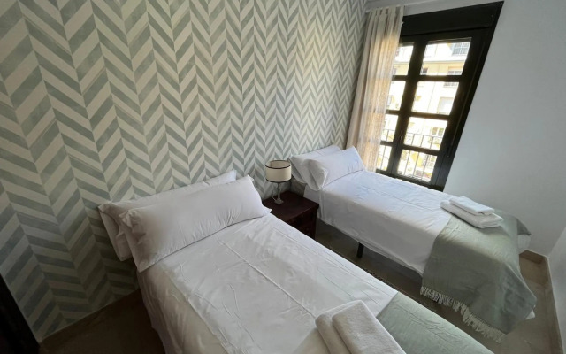 Apartamento Familiar Centro + PARKING