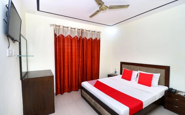 Hotel Shree Om by OYO Rooms