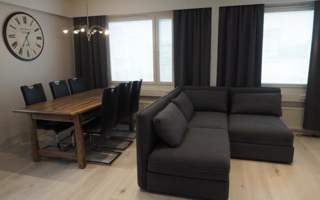 Apartment Oulu station suite