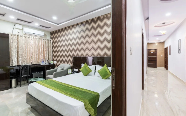 Greenwood Premier Suites