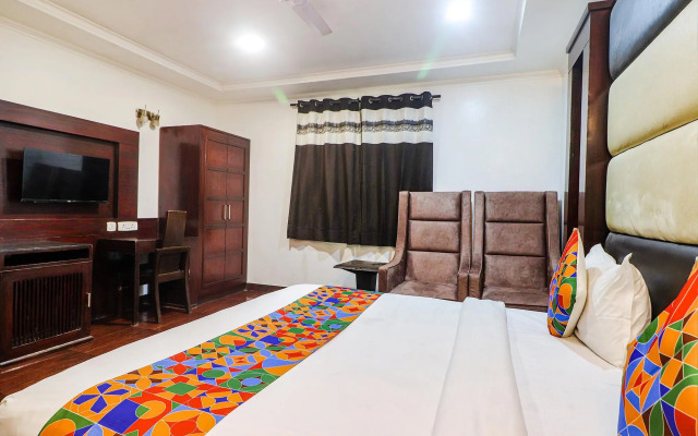 OYO Premium Rohini