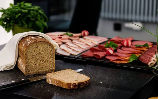 The Midtown Hotel by The New Yorker