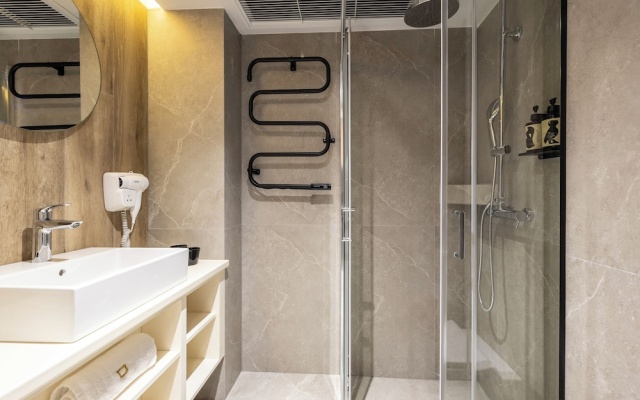 DOMIOS Suites Athens