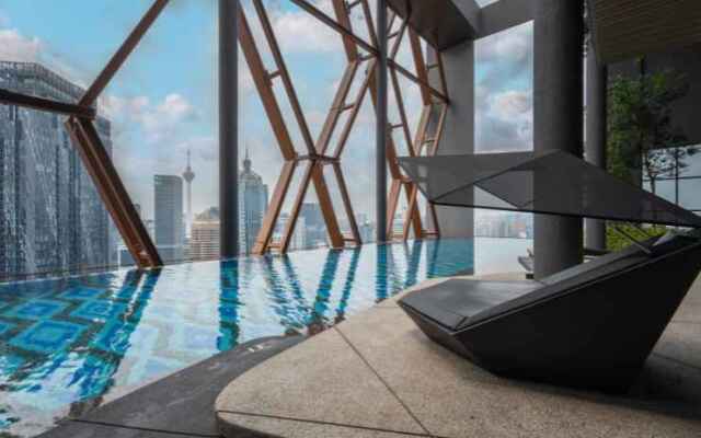 Greystone Scarletz Suites